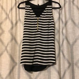 NWOT EXPRESS BLK AND WHITE TANK